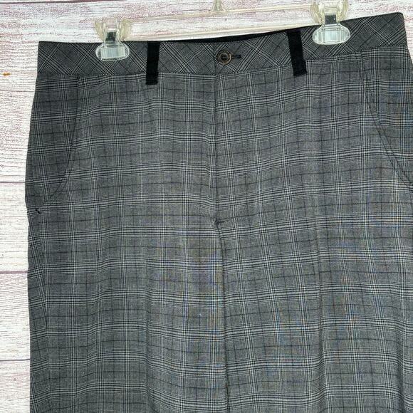 Travis Mathew Charcoal Gray Performance Golf Outdoors Shorts Size 34 - Picture 7 of 11